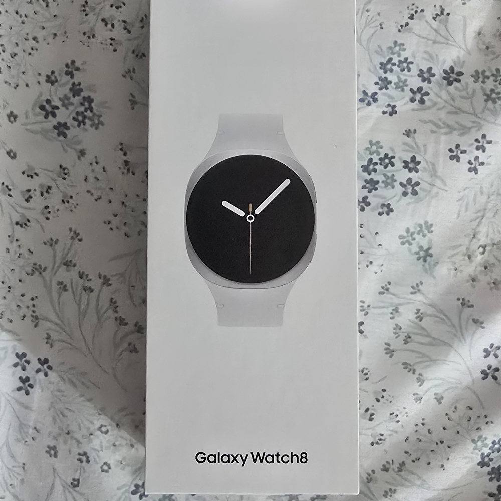 Samsung Galaxy Watch8 Silver Smartwatch